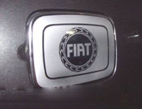 Накладка на лючёк бака Fiat Albea (2002-2007)