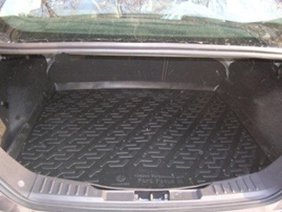 Ковер в багажник Ford Focus III sd (11-) полиуретан 