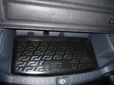 Коврик багажника Mitsubishi Colt hb (04-) тэп