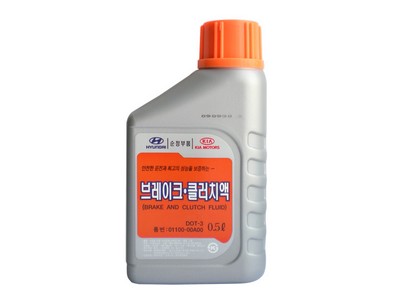 Тормозная жидкость HYUNDAI DOT-3 Brake Fluid (0,5л)