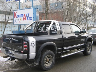 Конструкция рамная в кузов из 3-х нержавеющих полированных труб ф76мм (Турция) DODGE RAM c 2009- ― PEARPLUS.ru