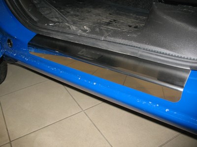 Накладки на внутренние пороги, (2000-2010) к-кт 4шт FIAT DOBLO I