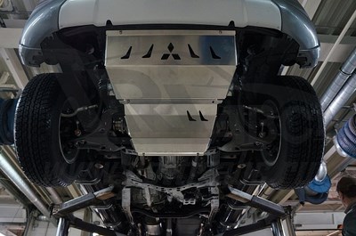 Защита радиатора и картера Mitsubishi L-200, V-все; КПП-все (2015-) из 2 частей(Алюминий 4 мм)