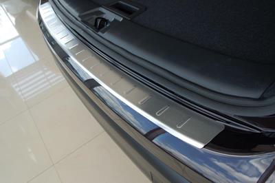 Накладки на задний бампер с загибом Volkswagen Jetta VI FL (2014- ) серия 50