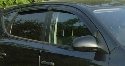 Дефлекторы боковых окон тёмные (4 шт.) Hyundai (хендай) i30 (2007-2011) ― PEARPLUS.ru