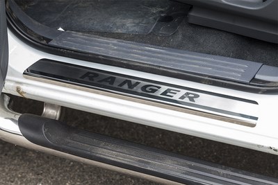Накладка на внутренние пороги без логотипа (компл. 4шт.) , Ford (Форд) Ranger (рейнджер) 2013- ― PEARPLUS.ru