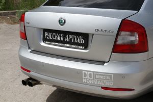 Накладка на задний бампер Skoda (шкода) Octavia (2009 по наст.) ― PEARPLUS.ru