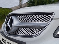 Решетка радиатора верхняя (лист) Mercedes (мерседес)-Benz E 200 2013 (купе) 