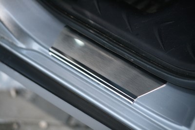 Накладка на внутренние пороги без логотипа (компл. 4шт.),Mitsubishi Outlander XL 2012-