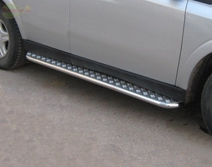 Боковые подножки (пороги) труба из нержавеющей стали 42мм (с листом) Toyota (тойота) RAV4 (рав 4) (2006-2009) ― PEARPLUS.ru