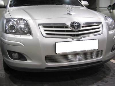 Накладка на решетку бампера d10 Toyota Avensis 2006-2008