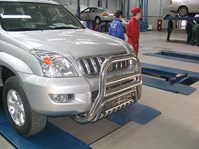 Защита переднего бампера (кенгурин) мини d 76 низкая с защитой Toyota (тойота) Land Cruiser (круизер) (ленд крузер) 120 Prado 2003-2010