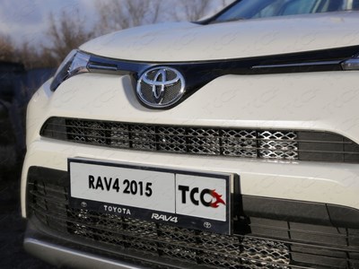 Решетка радиатора внутренняя (лист) Toyota RAV4 2015-