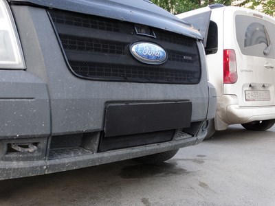 Защита радиатора  Ford Transit 2006-2015 верх black