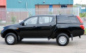 Кунг SUV PLUS V4 + доп стоп сингалы + стеклоочиститель Mitsubishi (митсубиси) L 200 (л 200) (2010 по наст.) SKU:69671gt ― PEARPLUS.ru