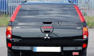 Кунг SUV PLUS V4 + доп стоп сингалы Mitsubishi (митсубиси) L 200 (л 200) (2010 по наст.) ― PEARPLUS.ru
