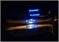     Накладки на пороги с подстветкой на Toyota (тойота) Camry 2006-2011