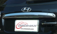 Молдинг задней двери. Hyundai Santa Fe (2010-2012) SKU:6316qw