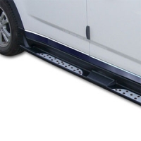         Боковые пороги (подножки) с креплениями  Chevrolet Orlando (2011 по наст.)