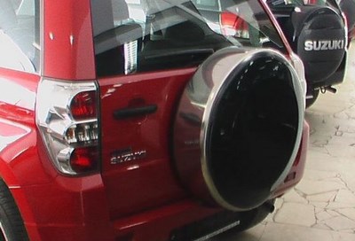 Чехол запасного колеса (крышка не окрашена) 225/70 R16 Suzuki Grand Vitara (2005-2008)