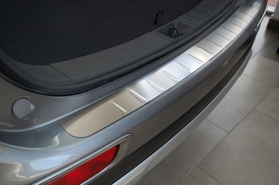 Накладки на задний бампер BMW X1 (2009-2013) серия 39