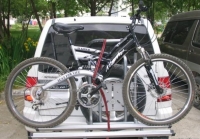Крепление велосипеда на запас. колесо PERUZZO 4x4 Stelvio (2 вел.) сталь, с креплением за колеса (рельс)