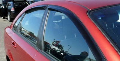 Дефлекторы боковых окон (4 шт., тёмные) . Для седана Chevrolet (Шевроле) Lacetti (лачети) (2008 по наст.) ― PEARPLUS.ru