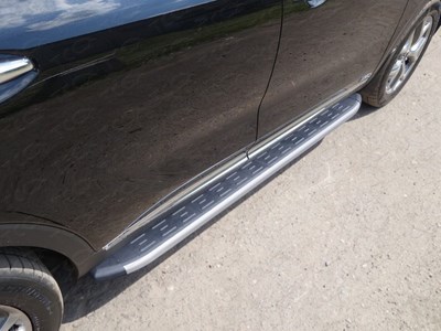Пороги алюминиевые с пластиковой накладкой (карбон серые) 1820 мм Kia Sorento 2015