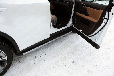 Пороги алюминиевые с пластиковой накладкой (карбон серебро) 1820 мм Lexus (лексус) RX 200t 2015- ― PEARPLUS.ru