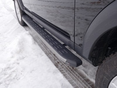 Пороги алюминиевые с пластиковой накладкой (карбон серые) 1820 мм Land Rover (ленд ровер) Discovery (дискавери) IV 2010- ― PEARPLUS.ru