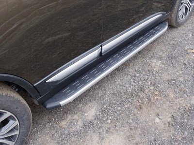 Пороги алюминиевые с пластиковой накладкой (карбон серые) 1720 мм Mitsubishi (митсубиси) Outlander (оутлендер) 2015- ― PEARPLUS.ru