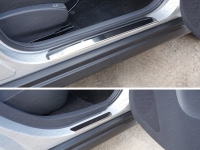 Накладки на пороги (лист зеркальный) Nissan Almera 2015
