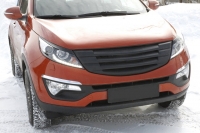Накладки на передние фары (реснички) с карбоновым покрытием компл.-2 шт. Kia Sportage R (2010-2013)