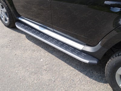 Пороги алюминиевые с пластиковой накладкой (карбон серебро) 1720 мм Renault Duster 2015