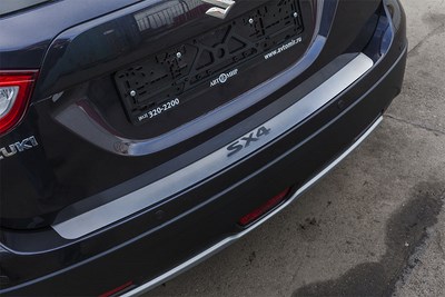 Накладка на наруж. порог багажника с рисунком,Suzuki SX-4 NEW 2014-