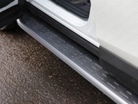 Пороги алюминиевые с пластиковой накладкой (карбон серебро) 1720 мм Toyota (тойота) RAV4 (рав 4) 2015-