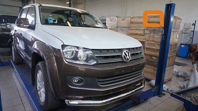 Защита переднего бампера Volkswagen Amarok (2010-) (одинарная) d76