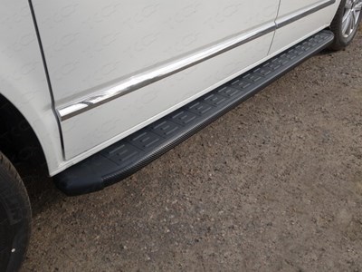 Пороги алюминиевые с пластиковой накладкой (карбон черные) 2120 мм Volkswagen Multivan (T6) 2015- SKU:458569qw