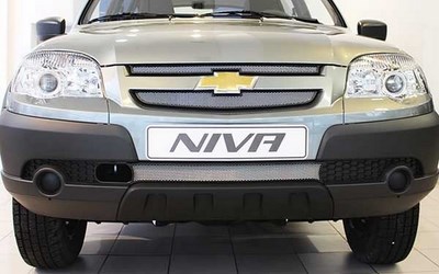 Защита радиатора Chevrolet (Шевроле) Niva 2009- (3 части) chrome ― PEARPLUS.ru