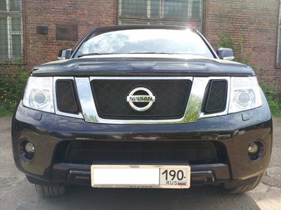 Защита радиатора Nissan Pathfinder (NAVARA) 2012-2015 black верх