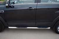 Боковые подножки-пороги труба из нержавеющей стали d76 с накладками (заглушка из нержавеющей стали под углом 45 градусов) Chevrolet (Шевроле) Captiva (каптива) (2011 по наст.)  