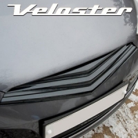 Решётка радиатора в цвет кузова /карбон/ Hyundai (хендай) Veloster (2011 по наст.) SKU:147225qw ― PEARPLUS.ru